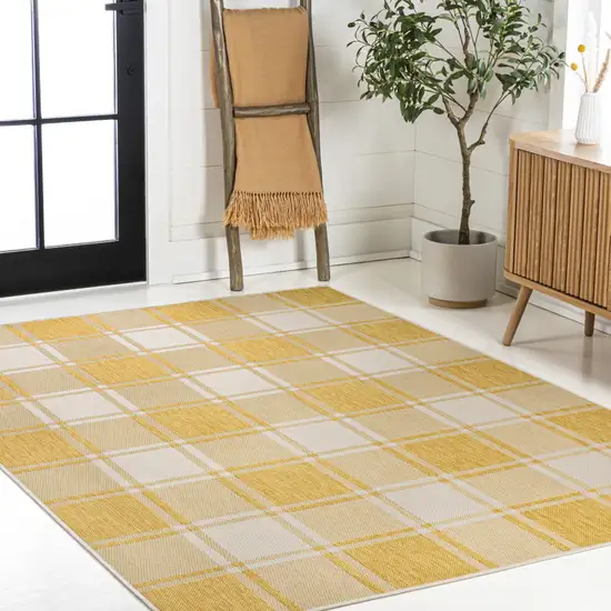 Yellow And Cream Gingham Indoor Outdoor Area Rug Photo 8