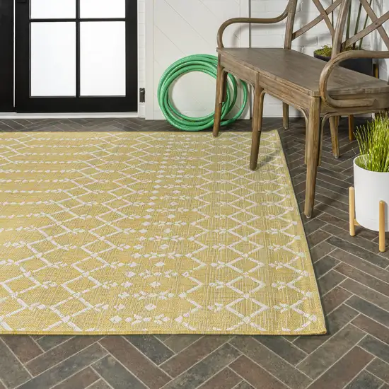 Yellow And Cream Trellis Indoor Outdoor Area Rug Photo 9