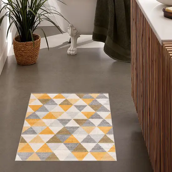 Yellow Triangular Lattice Area Rug Photo 2