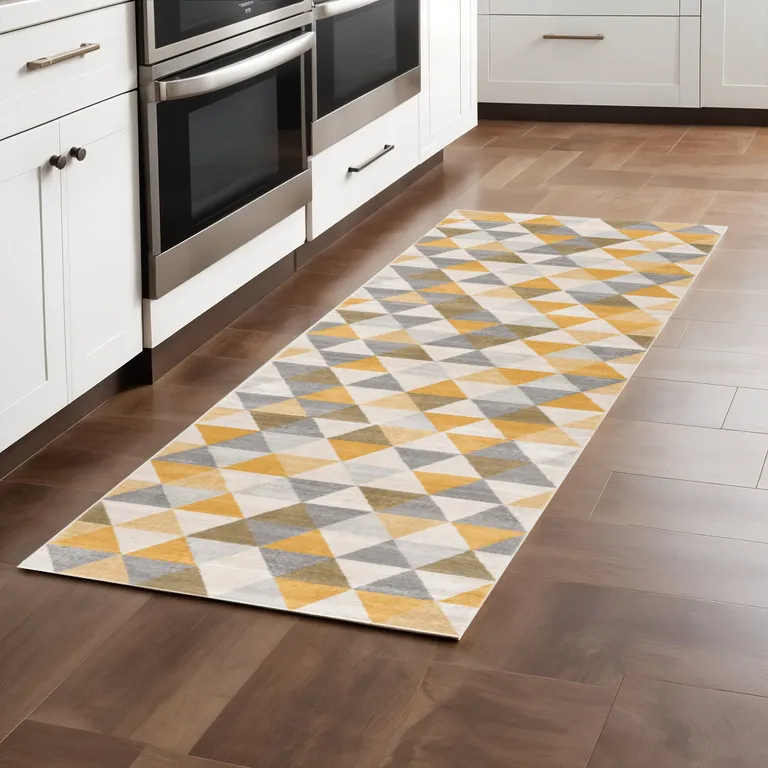 Yellow Triangular Lattice Runner Rug Photo 2